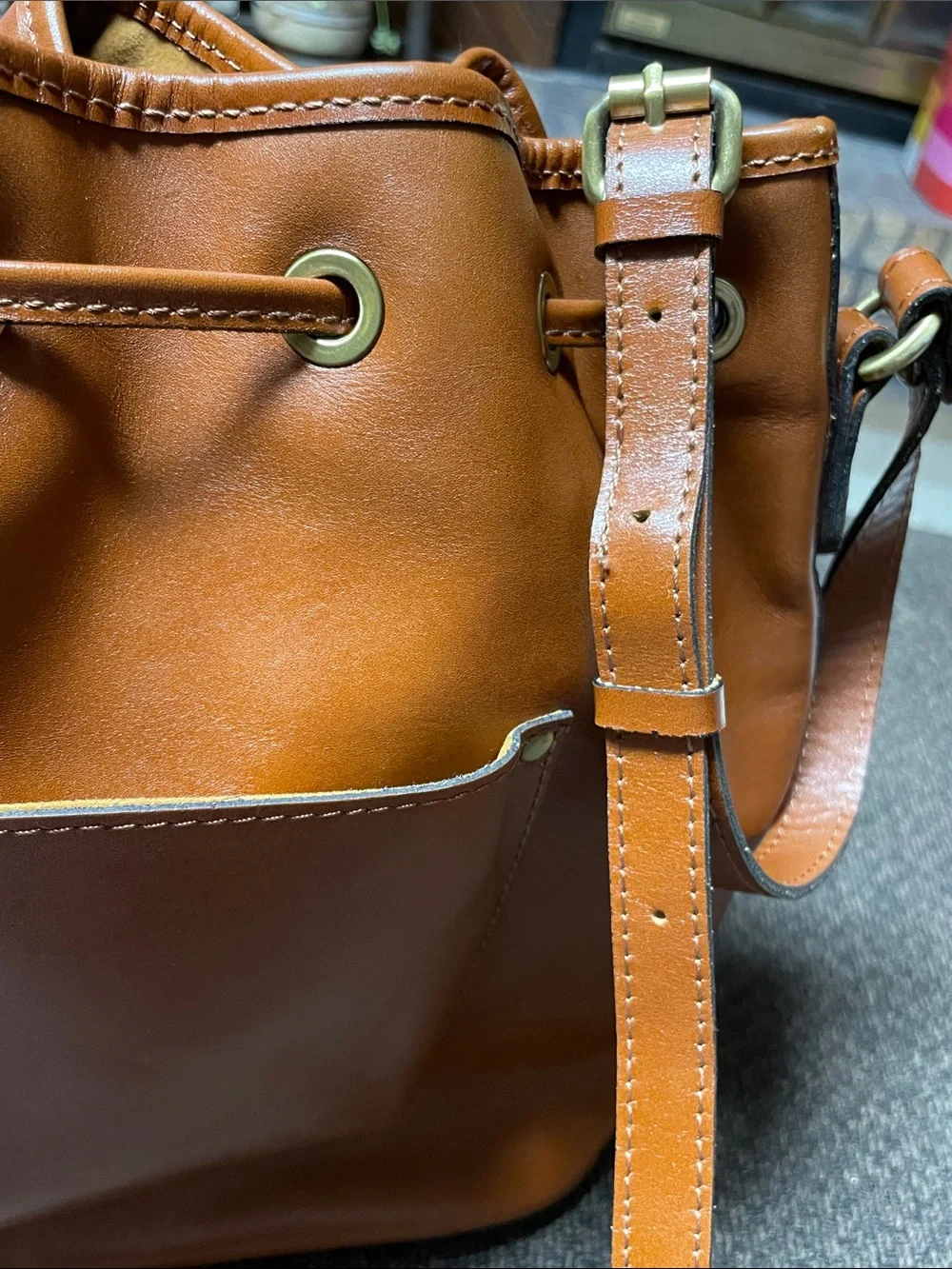 Patricia Nash Sabina Drawstring Bucket Bag w/ perforated Front Pocket NWOT